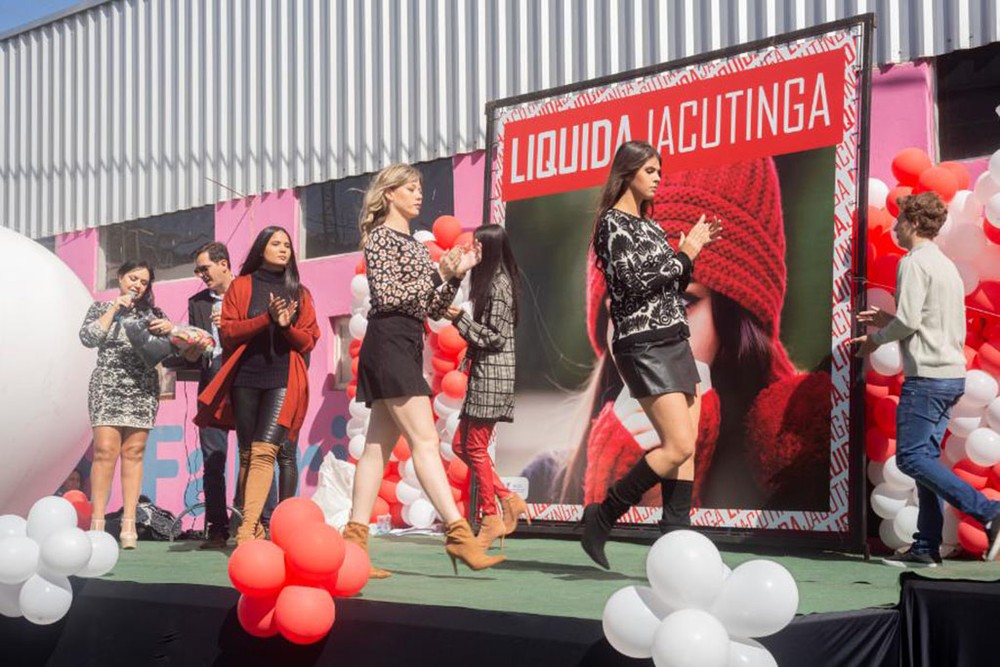 Desfile de moda no Liquida Jacutinga