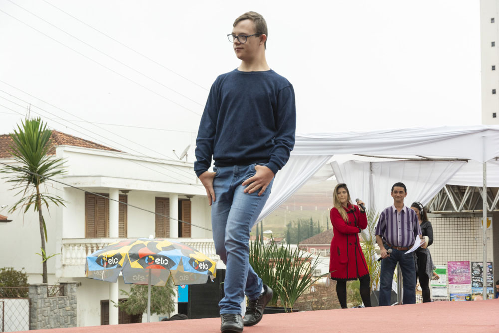 Desfile de moda no Liquida Jacutinga