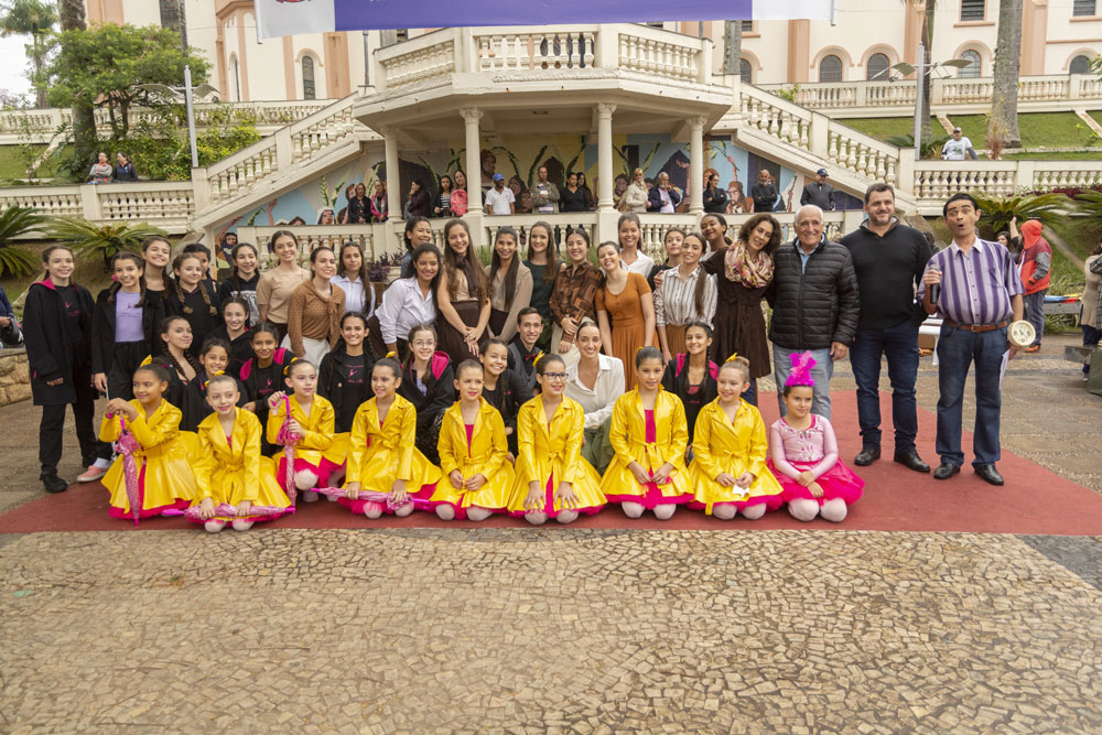 Apresentação da Escola de Dança Nathalia Melo no Liquida Jacutinga