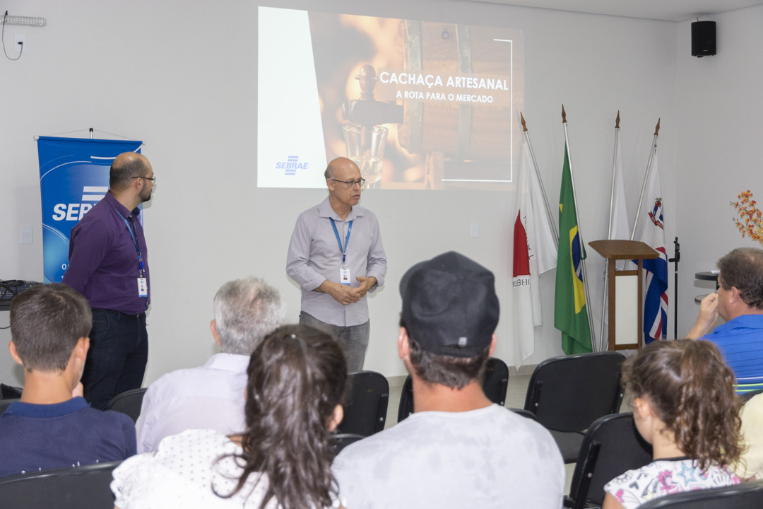 Palestra Formalização para Produtores de Cachaça - ACIJA